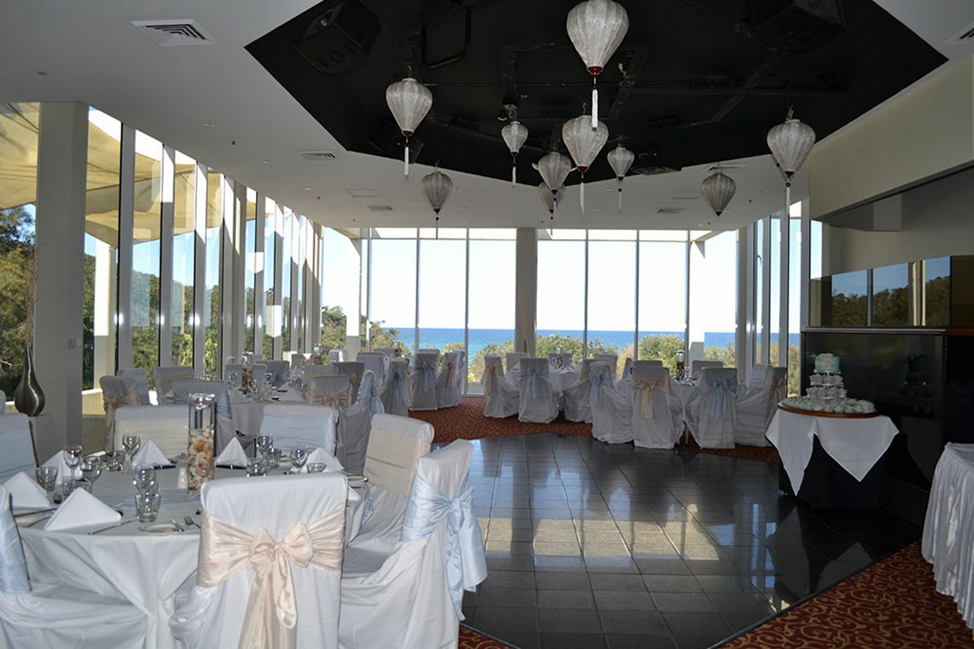 Absolute Beachfront Opal Cove Resort Korora Kültér fotó
